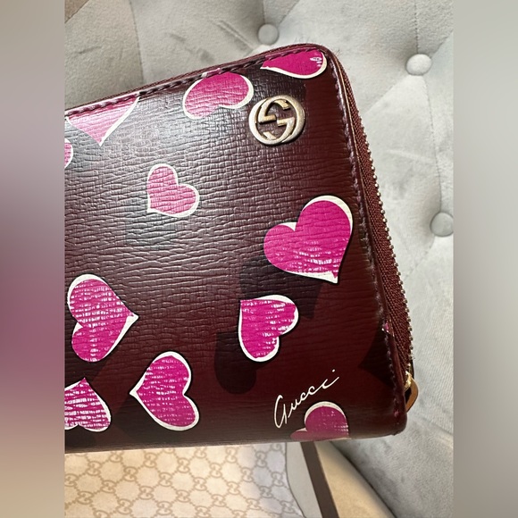 GUCCI LIMITED EDITION HEART CONTINENTAL LONG ZIPPY WALLET π― AUTHENTIC - Picture 8 of 16